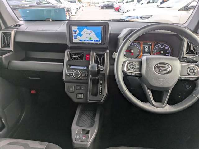 ダイハツ タフト