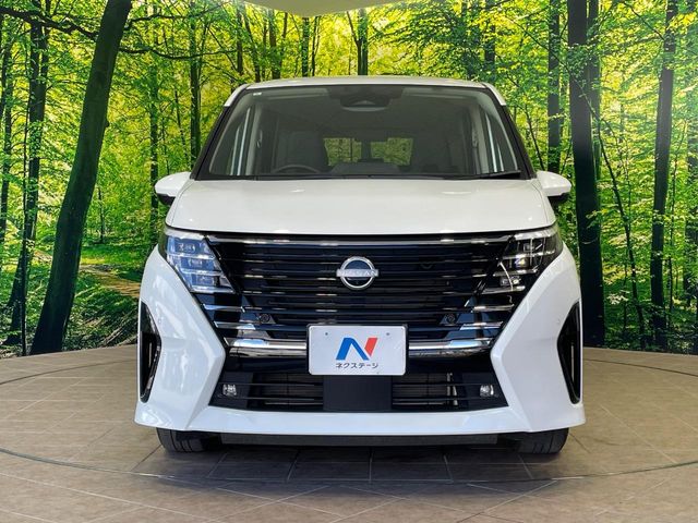日産 セレナ