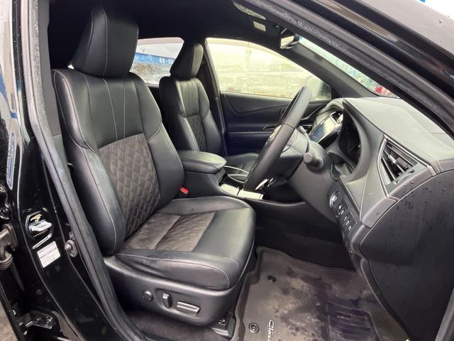 トヨタ ハリアー