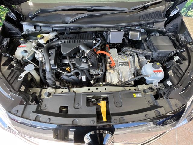 日産 ノートオーラ