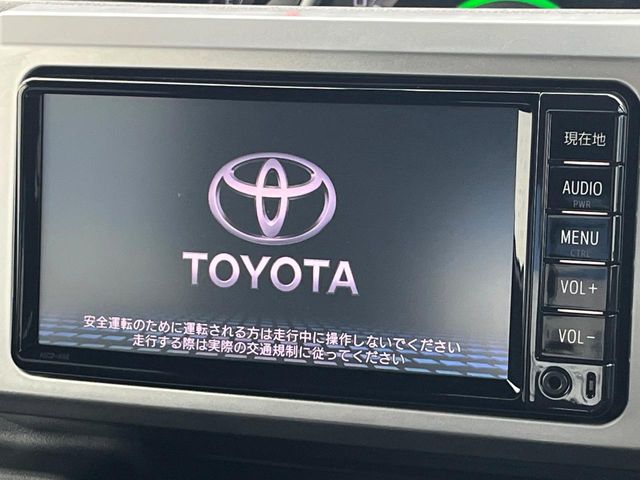 トヨタ ピクシスメガ