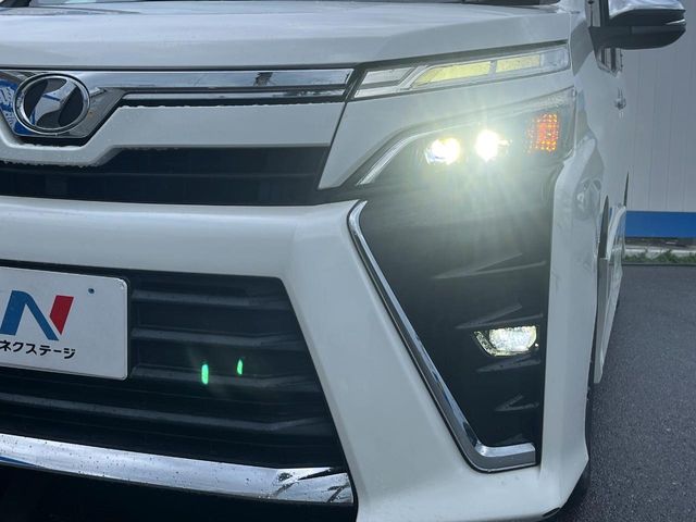 トヨタ ヴォクシー