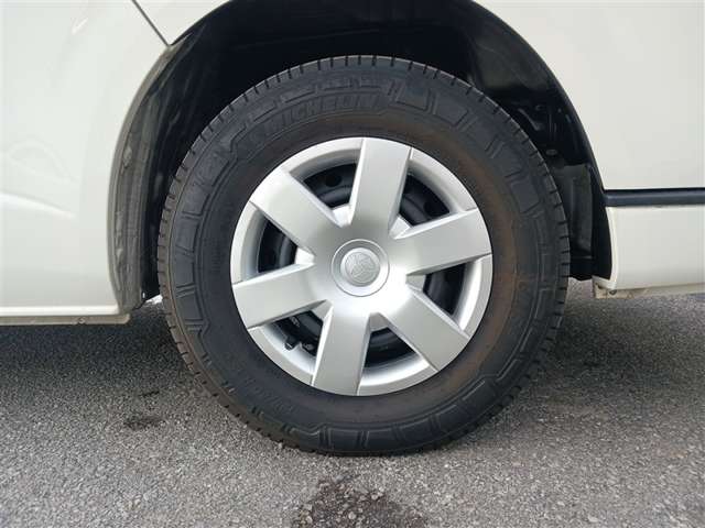 トヨタ ハイエースバン