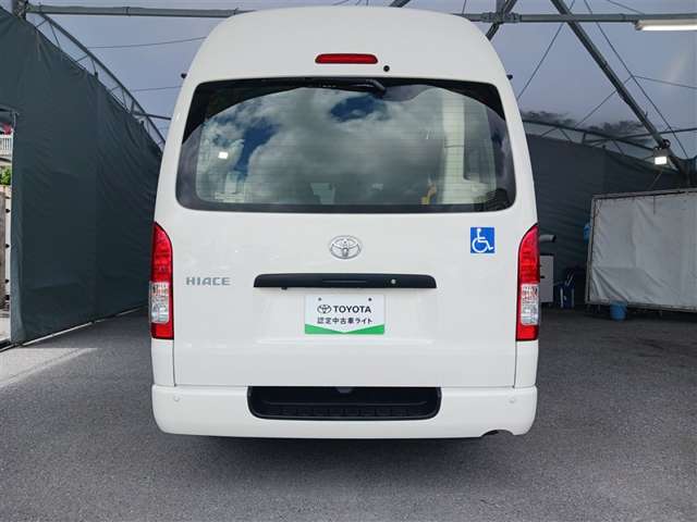 トヨタ ハイエースバン