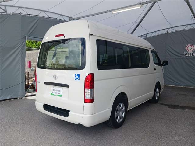 トヨタ ハイエースバン