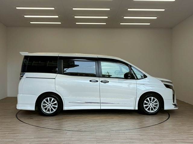 トヨタ ヴォクシー