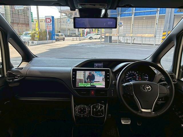 トヨタ ヴォクシー