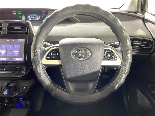 トヨタ プリウス