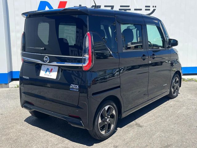 日産 ルークス