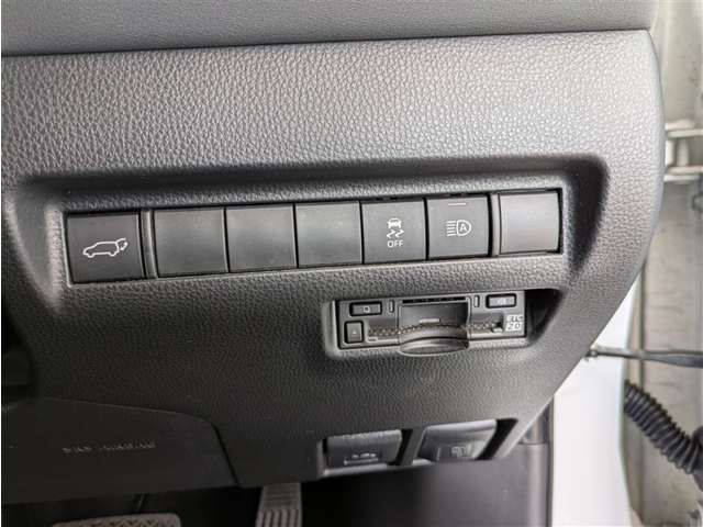 トヨタ ハリアー