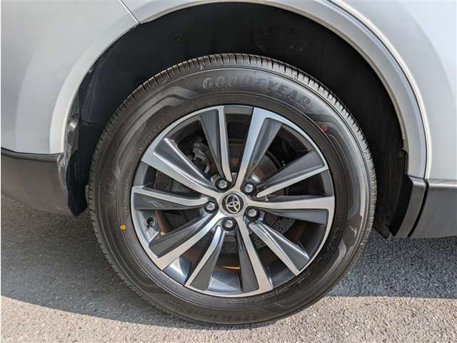 トヨタ ハリアー