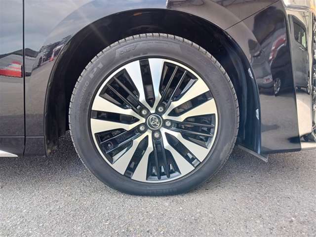 トヨタ ヴェルファイア