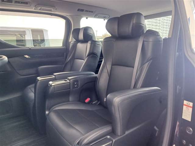 トヨタ ヴェルファイア