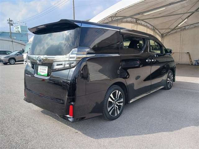 トヨタ ヴェルファイア