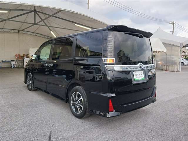 トヨタ ヴォクシー