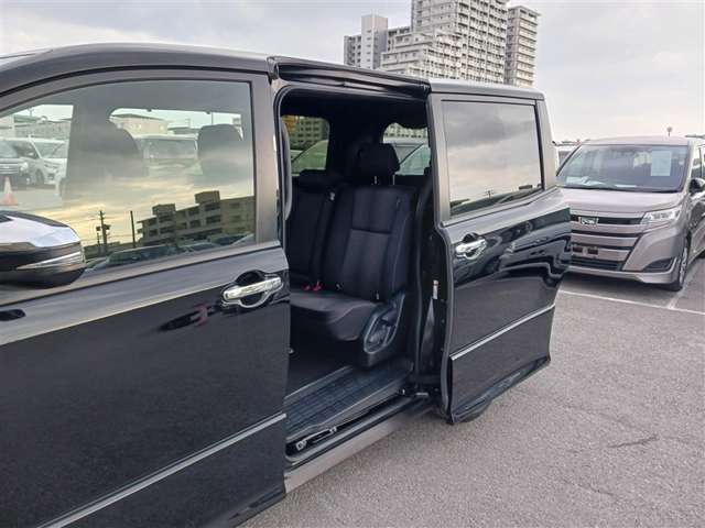 トヨタ ヴォクシー