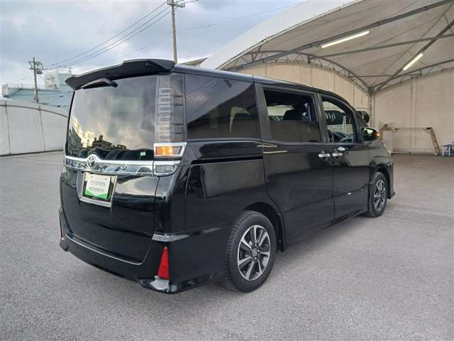 トヨタ ヴォクシー