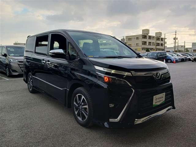 トヨタ ヴォクシー