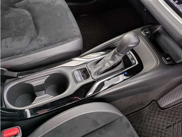 トヨタ カローラスポーツ