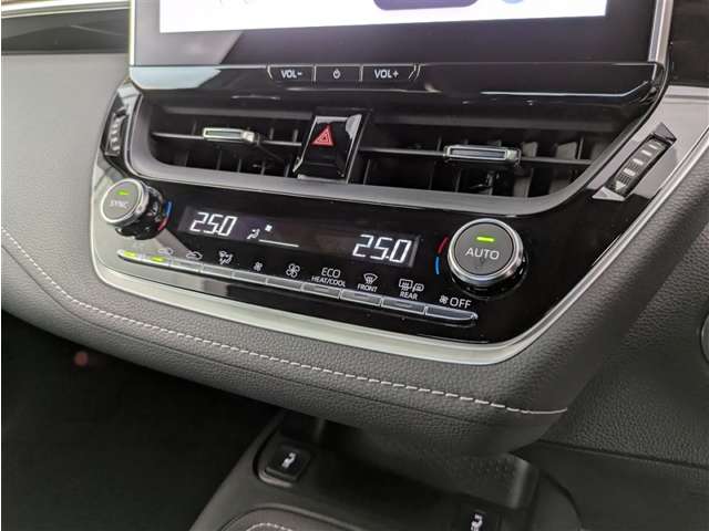 トヨタ カローラスポーツ