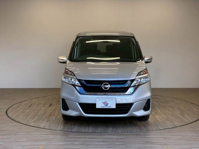 日産 セレナ