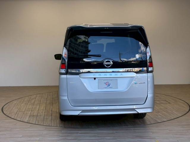 日産 セレナ