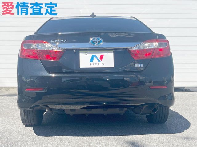 トヨタ カムリハイブリッド