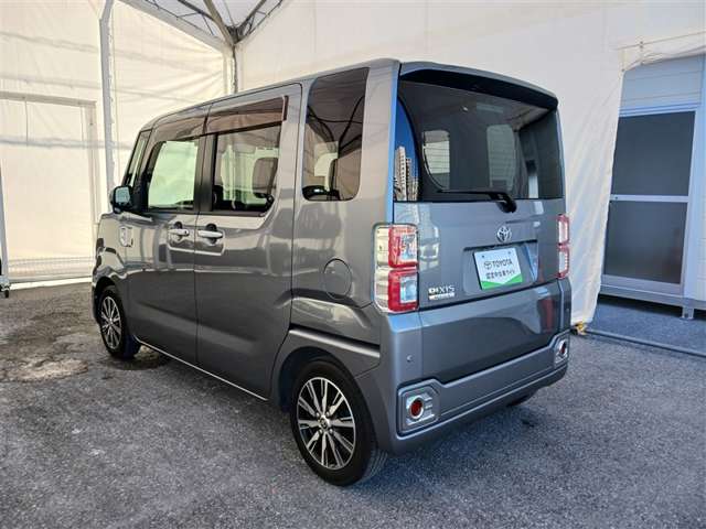 トヨタ ピクシスメガ