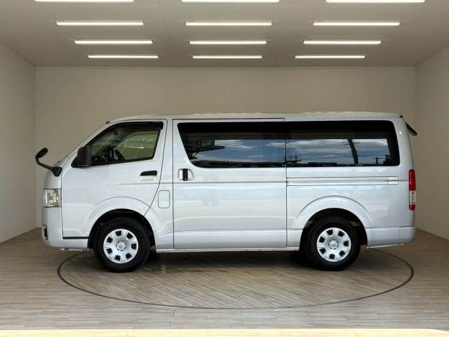 トヨタ ハイエースバン