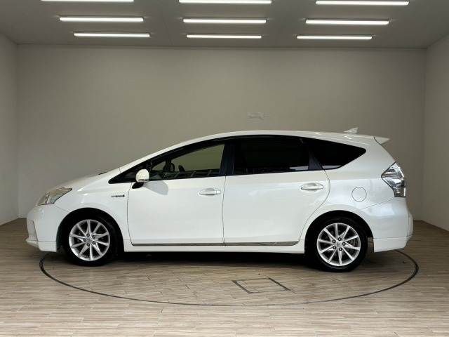 トヨタ プリウスα