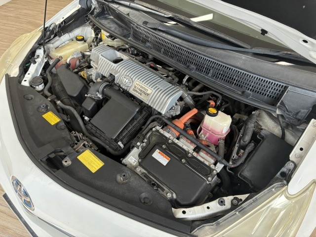 トヨタ プリウスα