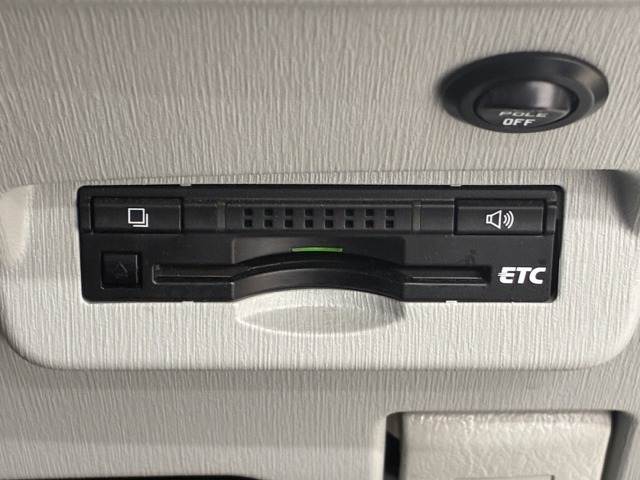 トヨタ プリウスα