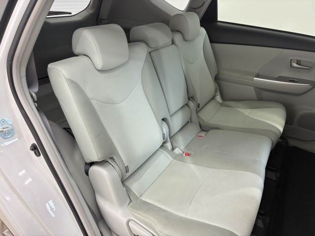 トヨタ プリウスα