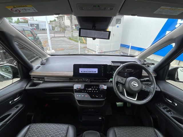 日産 セレナ