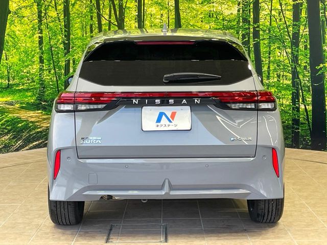 日産 ノートオーラ