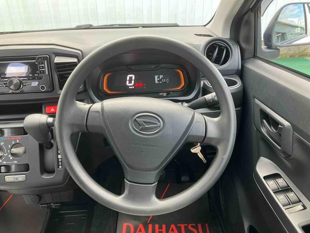 ダイハツ ミライース