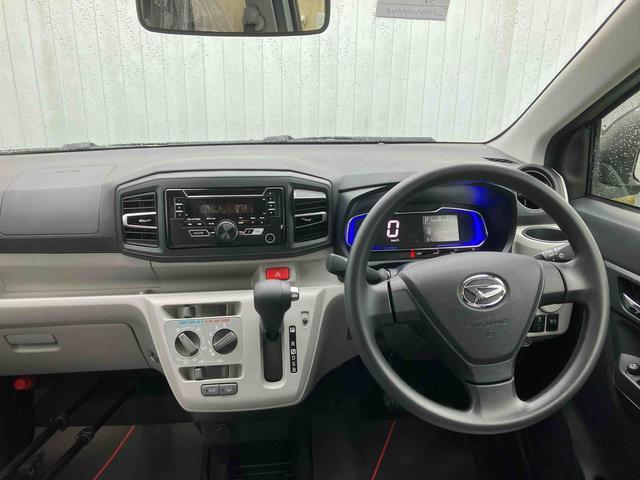 ダイハツ ミライース