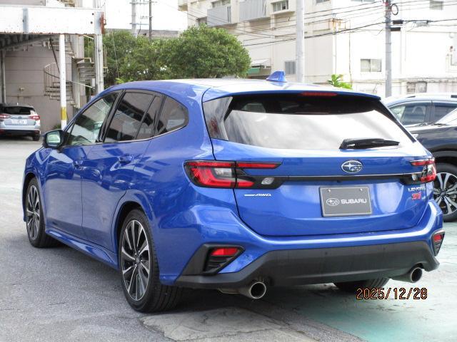 スバル レヴォーグ