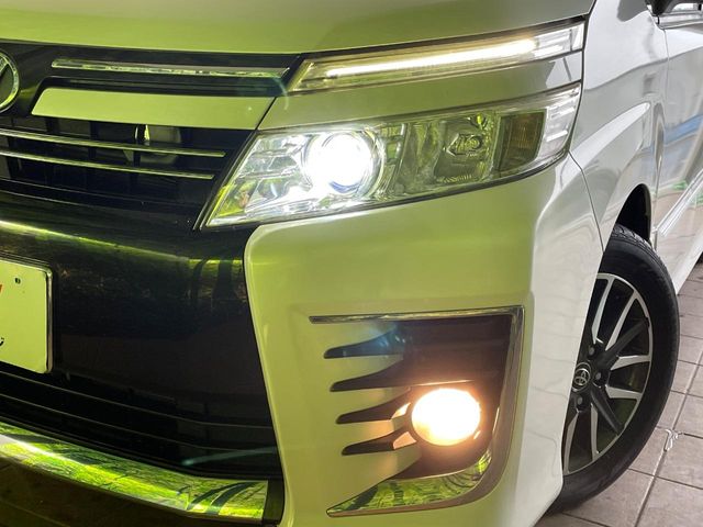 トヨタ ヴォクシー