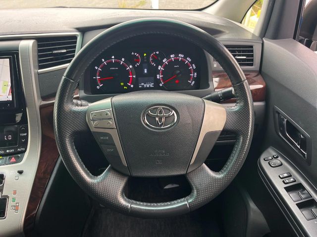 トヨタ ヴェルファイア