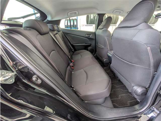 トヨタ プリウス