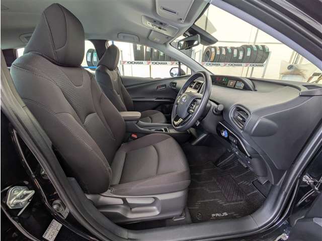 トヨタ プリウス