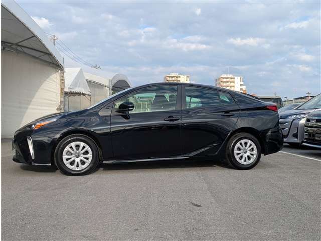 トヨタ プリウス