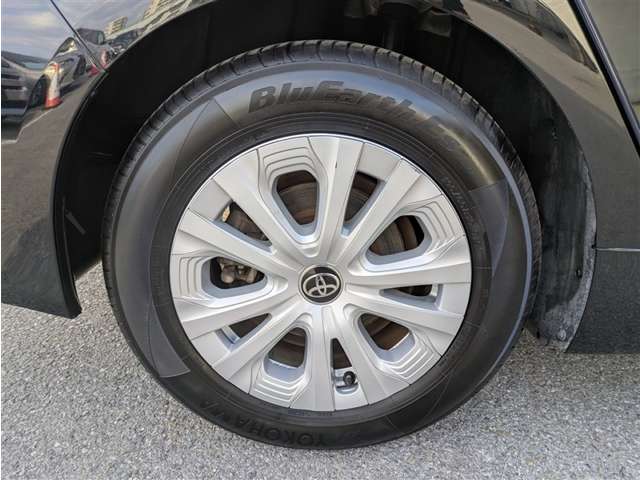 トヨタ プリウス