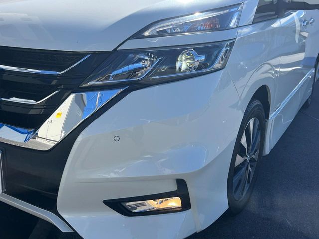 日産 セレナ