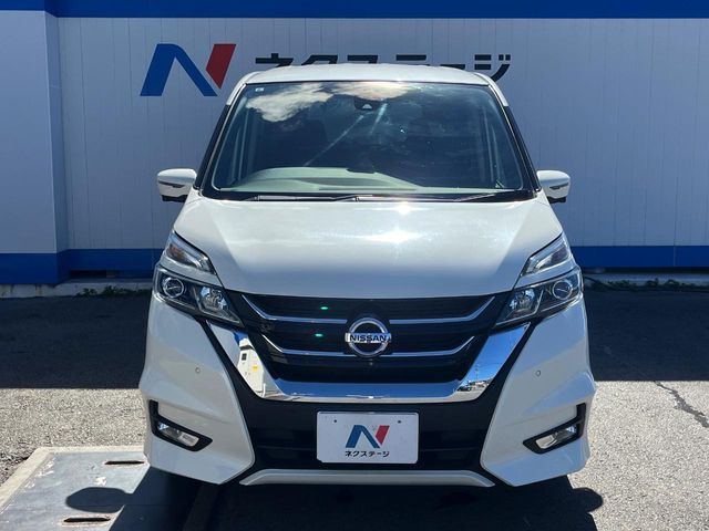 日産 セレナ