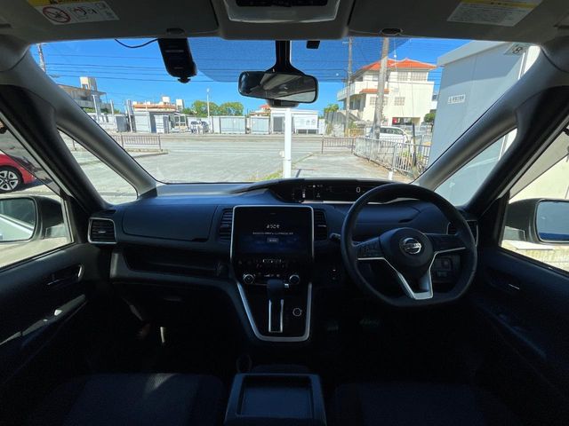 日産 セレナ