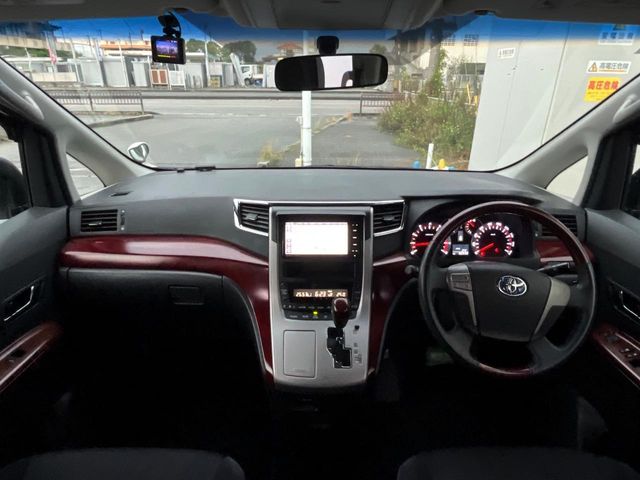 トヨタ ヴェルファイア