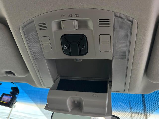 トヨタ ヴェルファイア