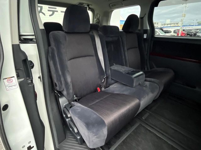 トヨタ ヴェルファイア